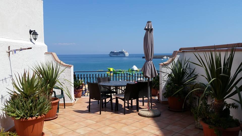 Apartments Mikros Giardini Naxos Exterior foto