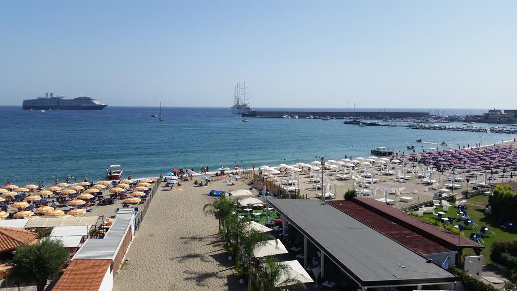 Apartments Mikros Giardini Naxos Exterior foto